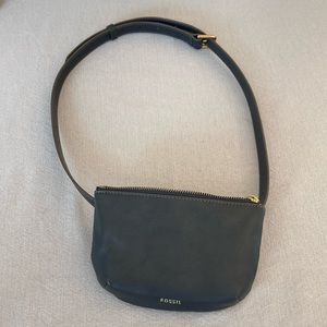 Women’s fossil brand fanny pack.Black